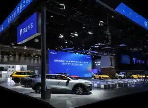 撼讯炸场！暗黑犬RX 9070 XT夜岚首发定档5199元，首款角色定制显卡颠覆来袭