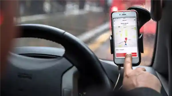 南京网约车阳光账单上线：每单实时公示乘客支付额、司机实收额与平台抽成明细