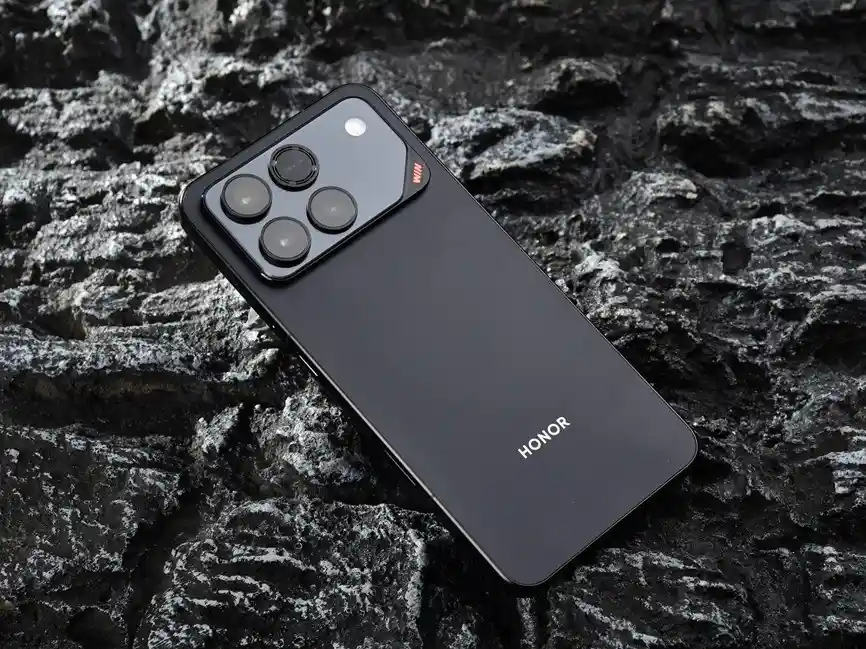 荣耀WIN：这手机值得入手吗？